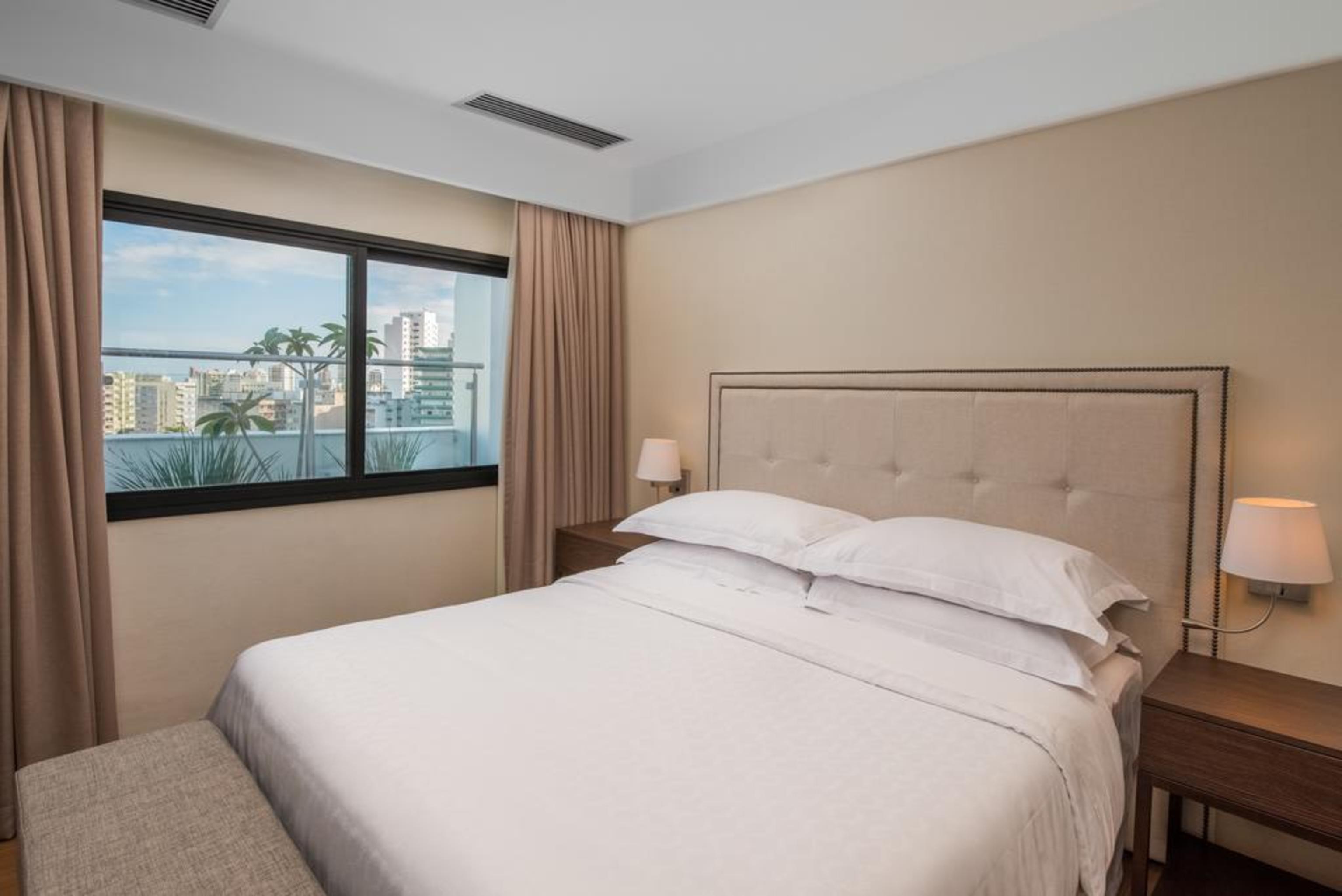 วิช โฮเต็ล ดา บาเอีย Hotel ซัลวาดอร์ ภายนอก รูปภาพ A bedroom at the hotel