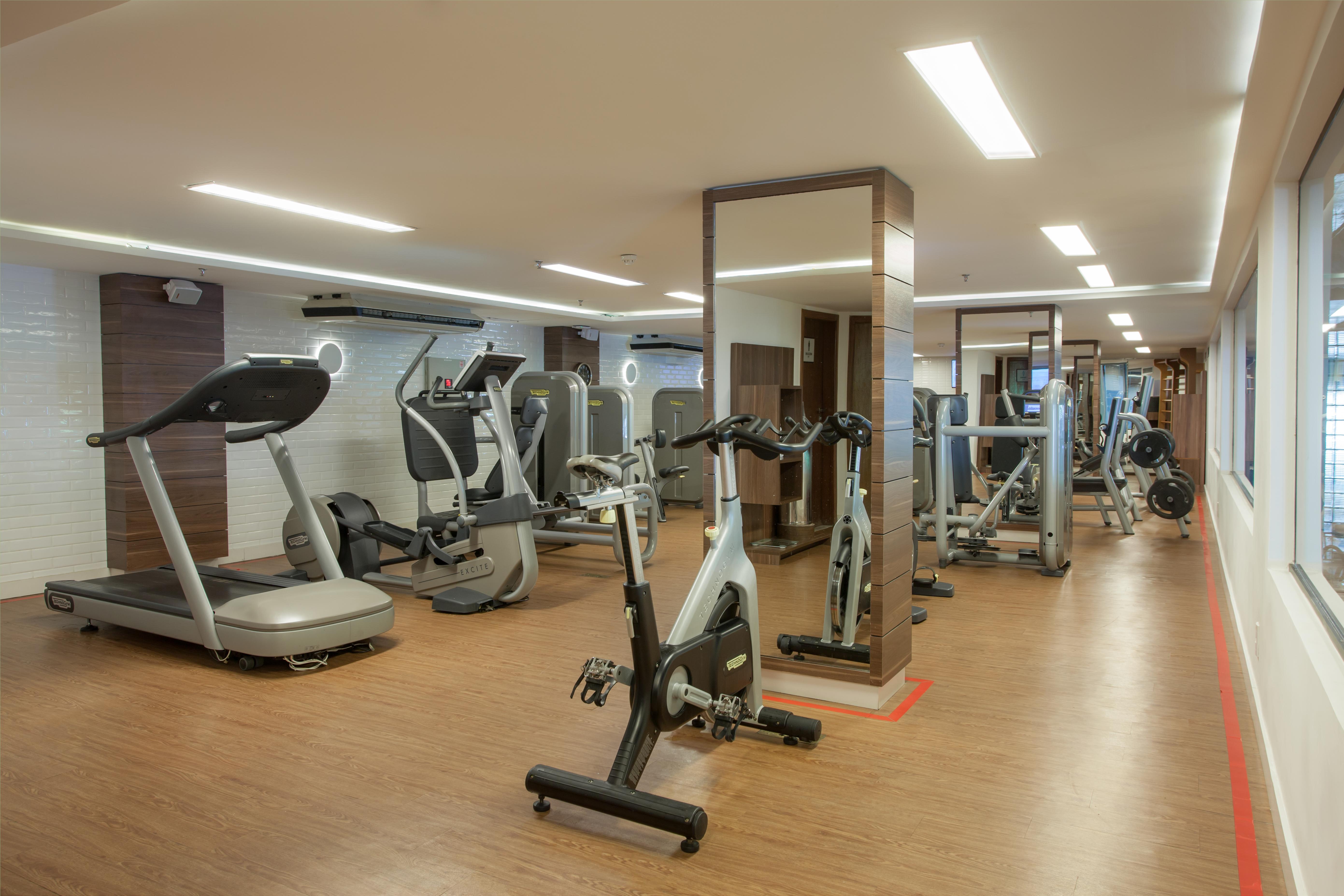 วิช โฮเต็ล ดา บาเอีย Hotel ซัลวาดอร์ ภายนอก รูปภาพ The gym at the hotel